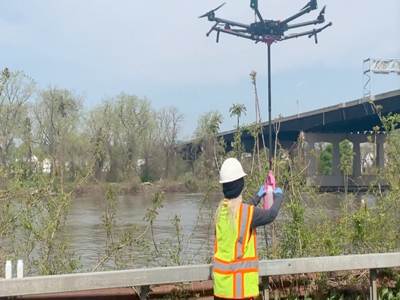 Échantillonnage d’eau avec un drone